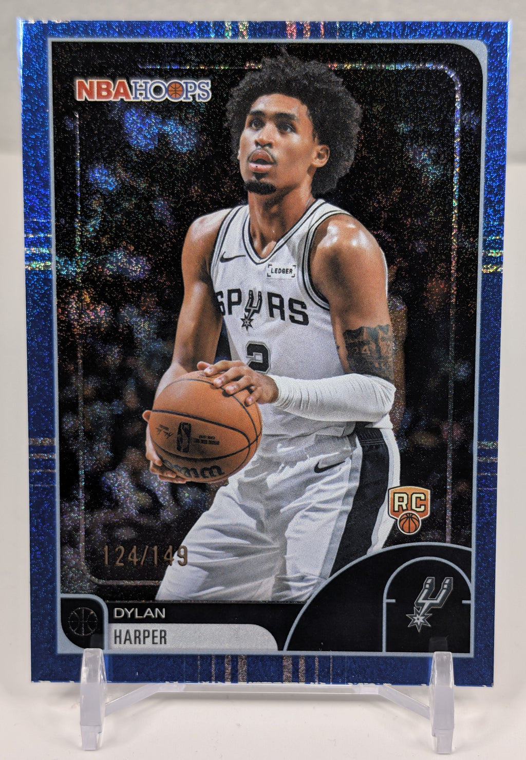2025-26 Hoops Dylan Harper #7 Pixel Burst Bue RC,SN /149 San Antonio Spurs