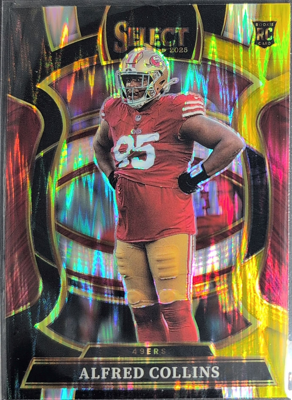 2025 Panini Select Alfred Collins #17 Black and Gold Prizm Shock San Francisco 49ers front