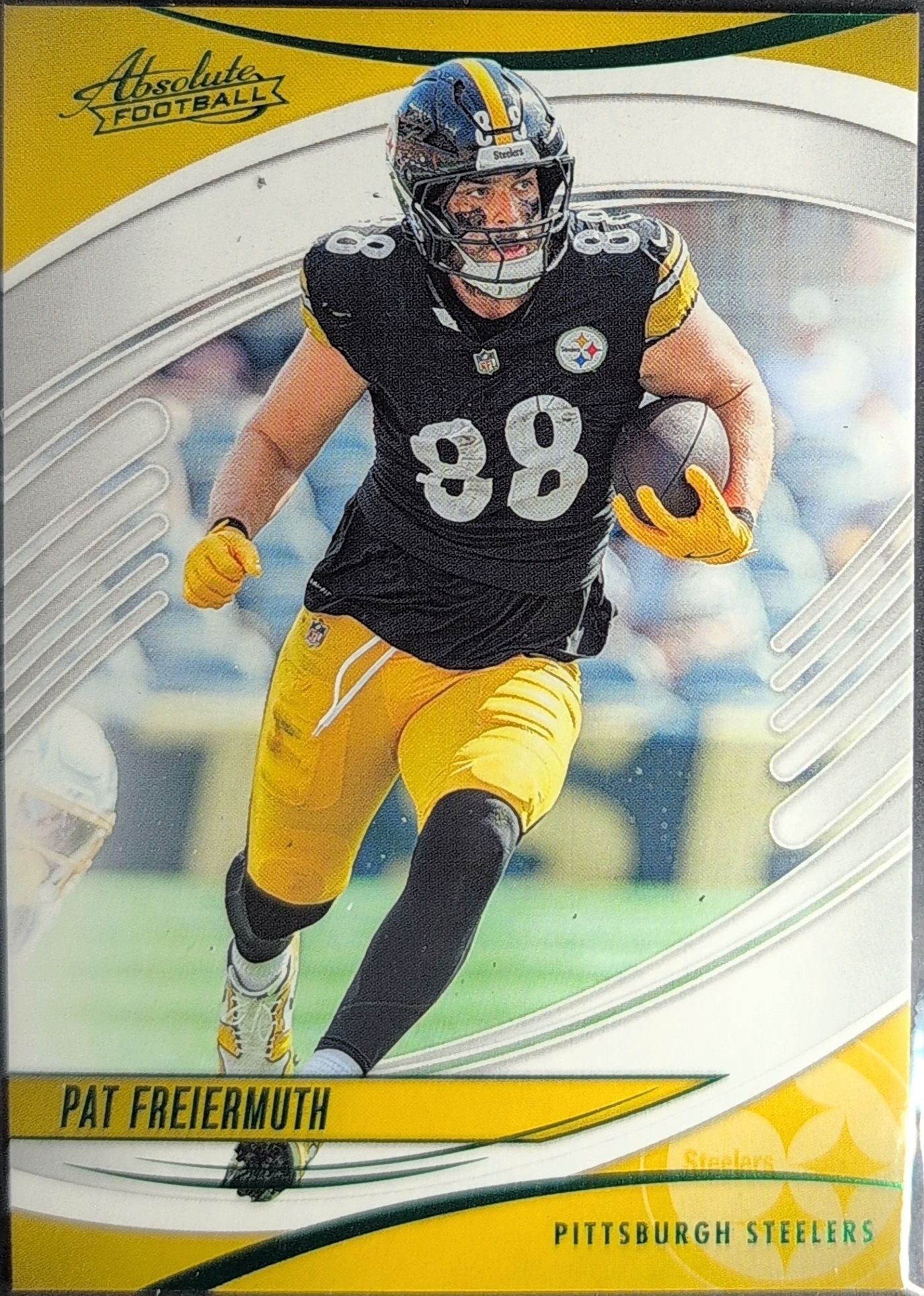 2025 Panini Absolute Pat Freiermuth #59 Green Pittsburgh Steelers front