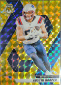 2025 Panini Mosaic Austin Hooper #204 Mosaic Reactive Yellow New England Patriots front