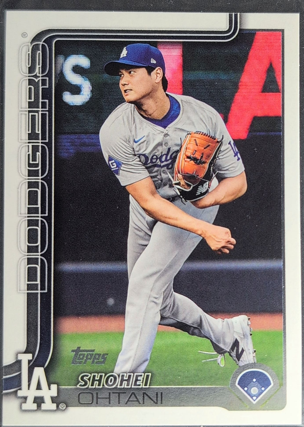 2025 Topps Shohei Ohtani #400 Los Angeles Dodgers front