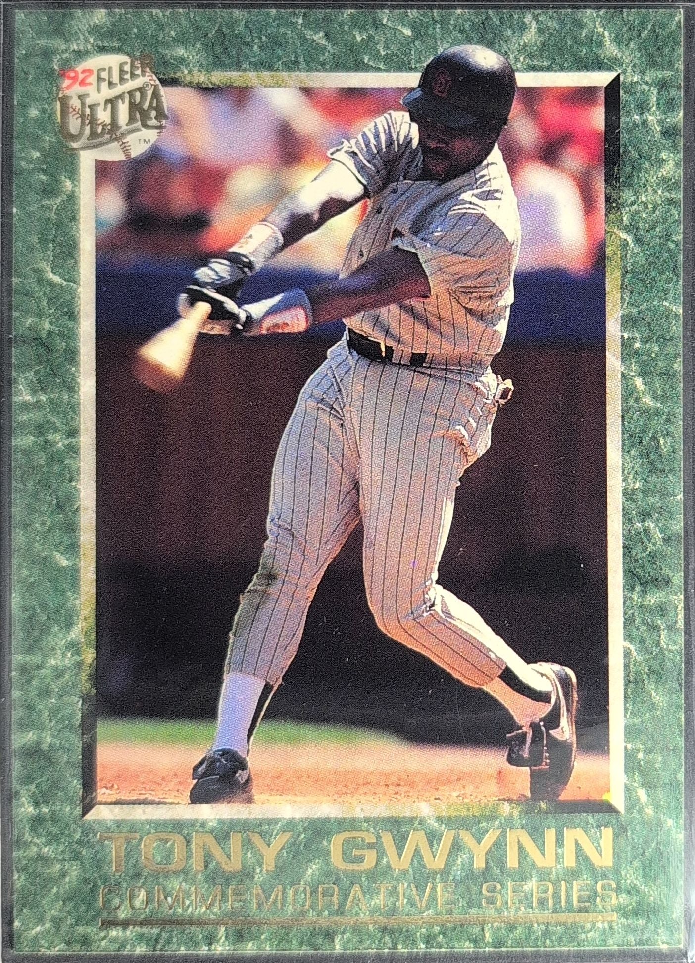 1992 Ultra Tony Gwynn #8 Tony Gwynn Commemorative Series San Diego Padres front