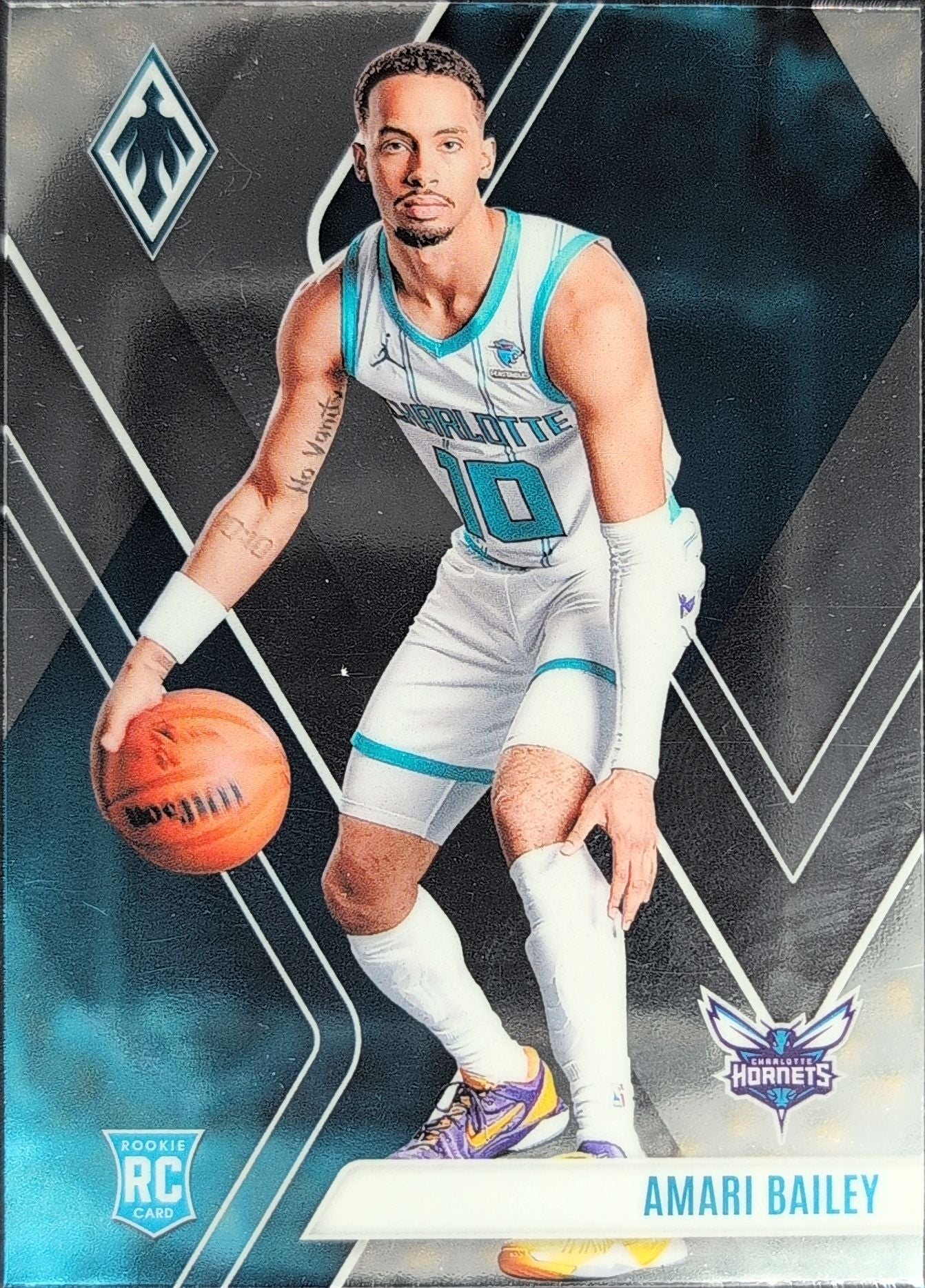 2023-24 Panini Phoenix Amari Bailey #251 RC Charlotte Hornets front