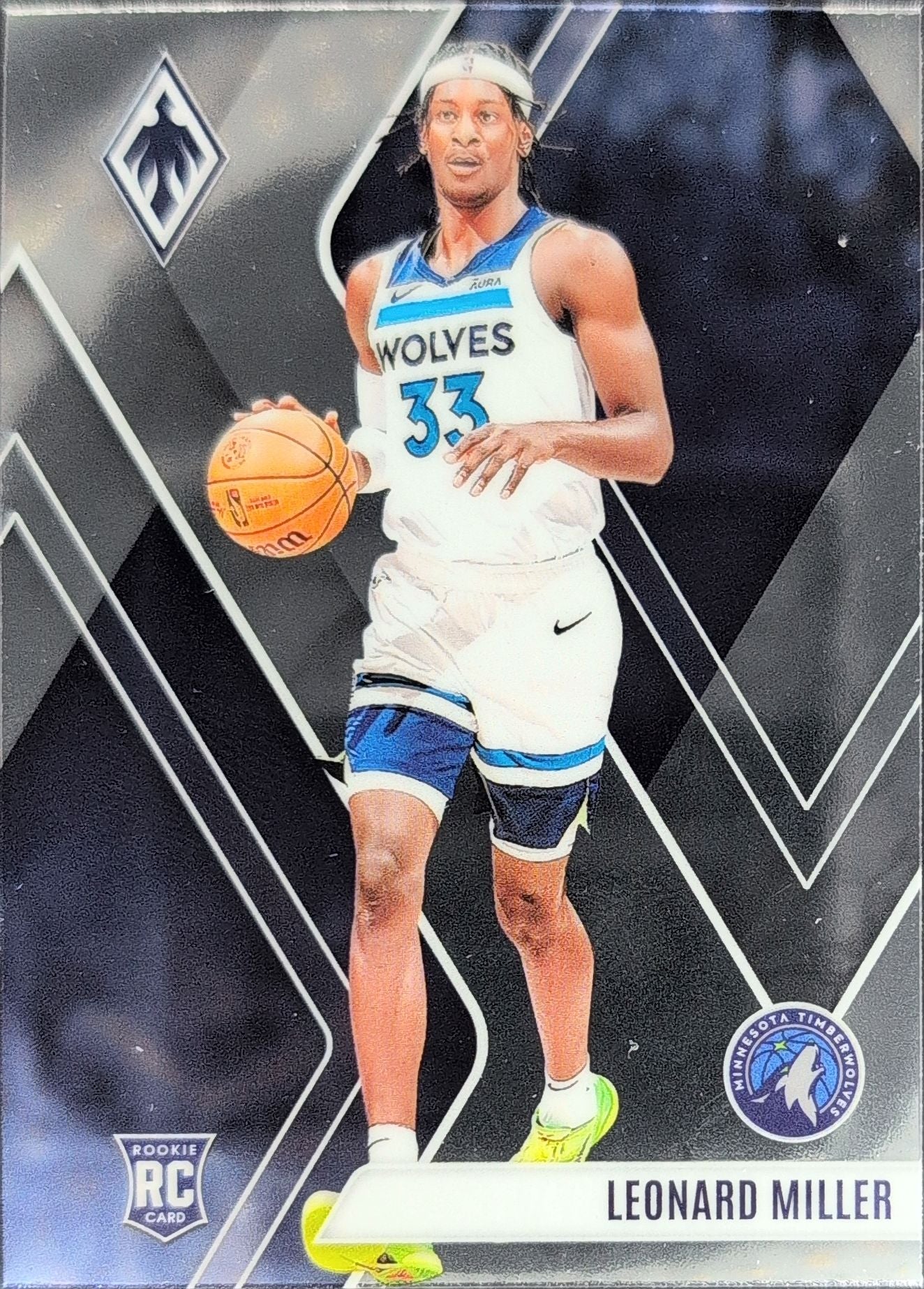 2023-24 Panini Phoenix Leonard Miller #259 RC Minnesota Timberwolves front