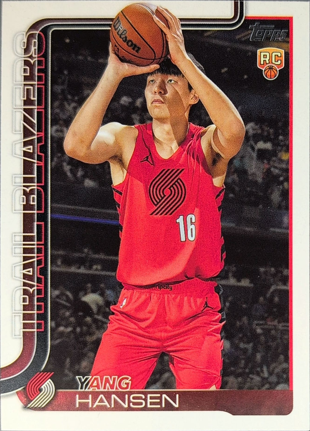 2025-26 Topps Yang Hansen #216 RC Portland Trail Blazers front