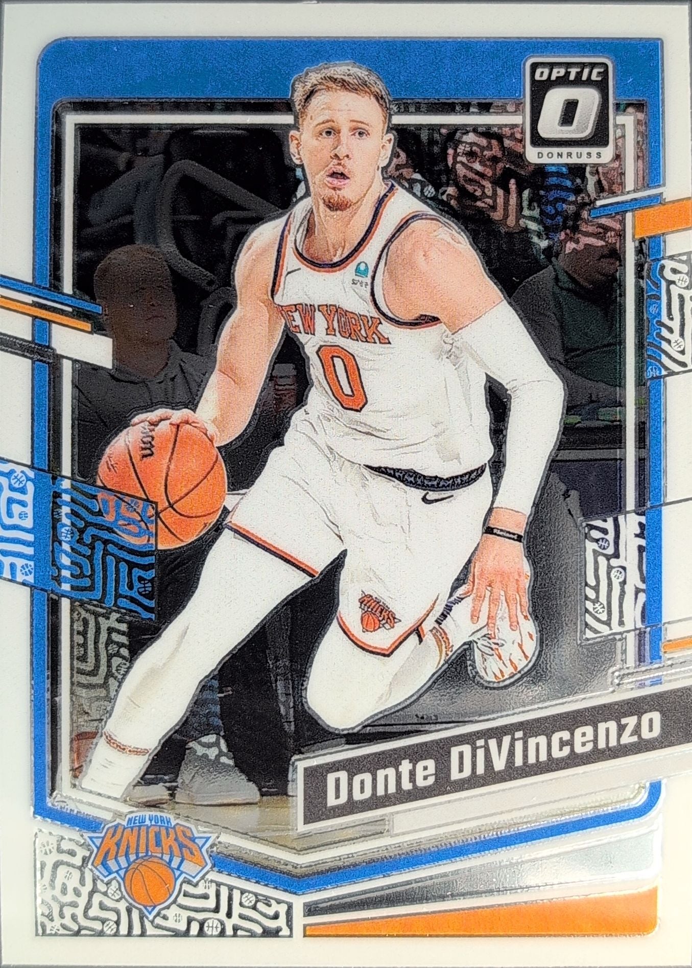 2023-24 Donruss Optic Donte DiVincenzo #196 New York Knicks front