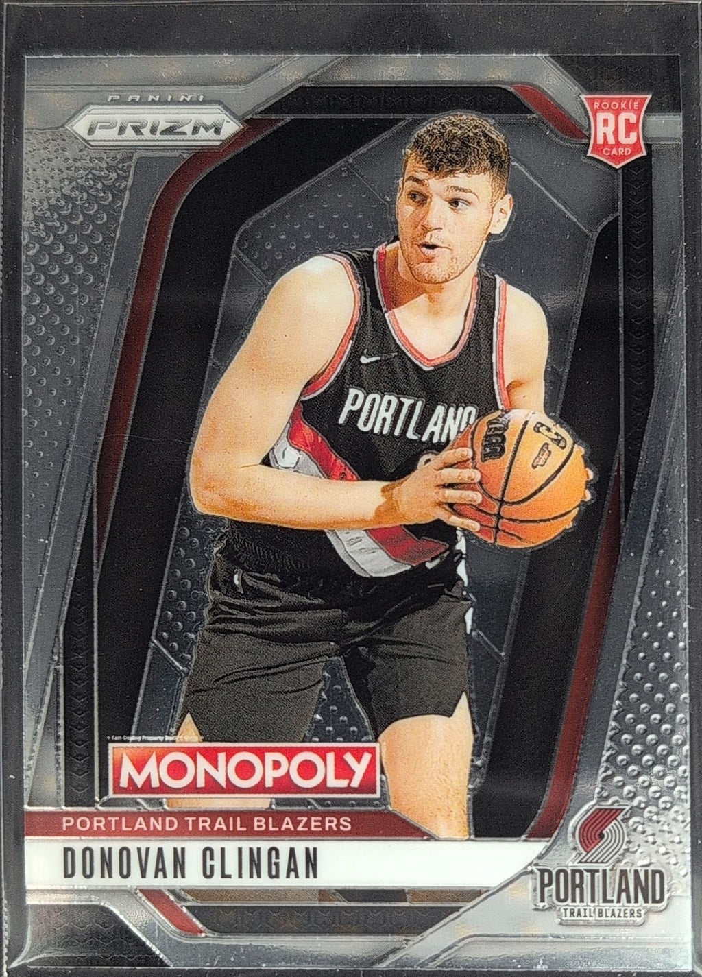 2024-25 Panini Prizm Monopoly Donovan Clingan #6 RC Portland Trail Blazers front