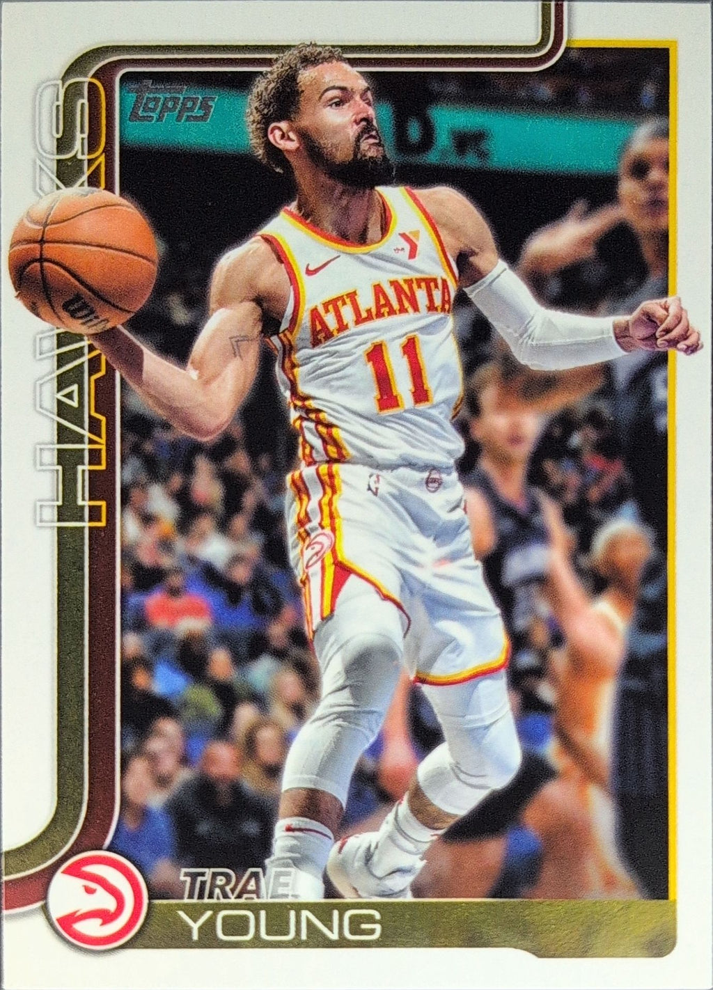 2025-26 Topps Trae Young #61 Atlanta Hawks front