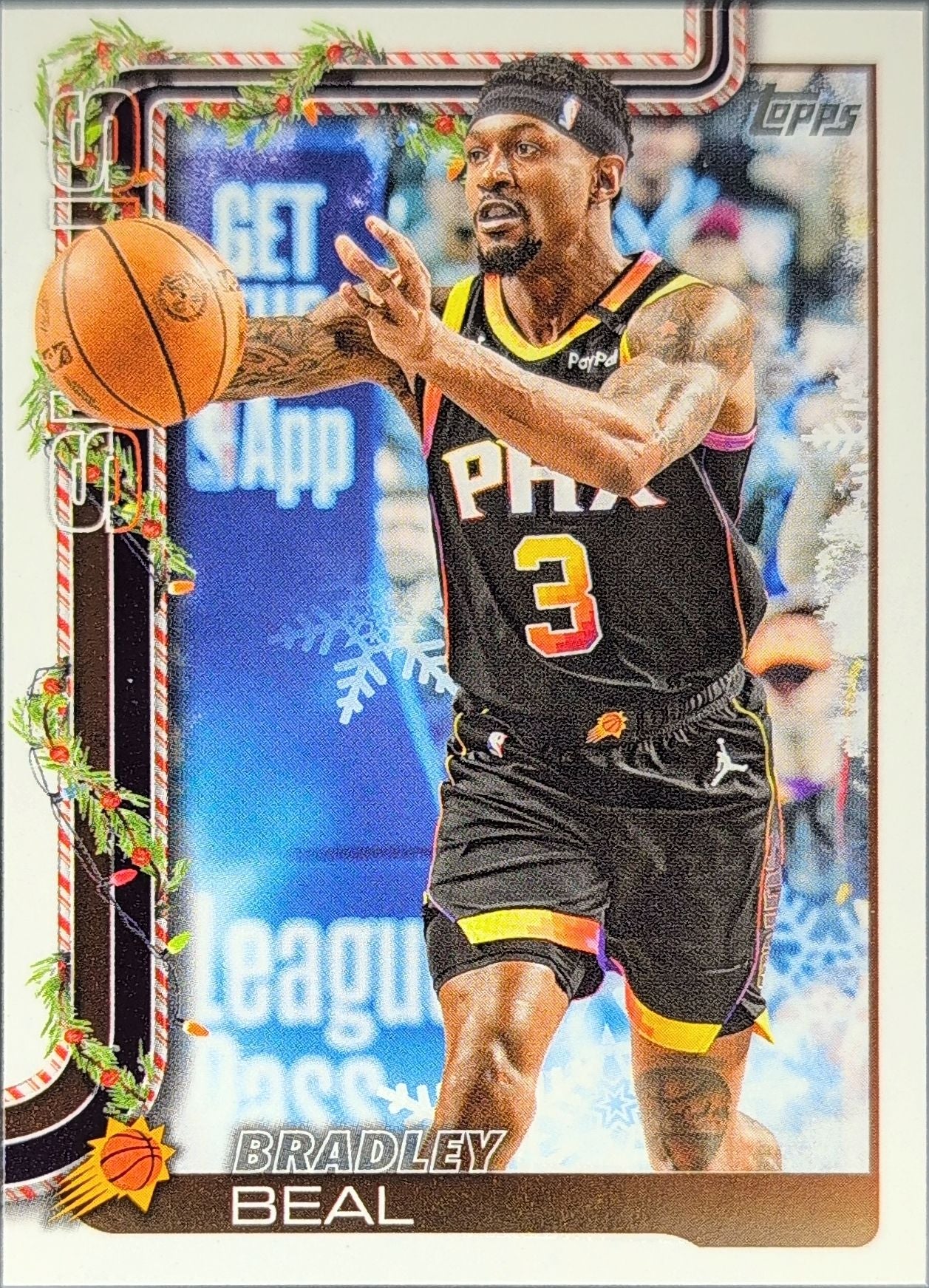 2025-26 Topps Holiday Bradley Beal #H126 Phoenix Suns front