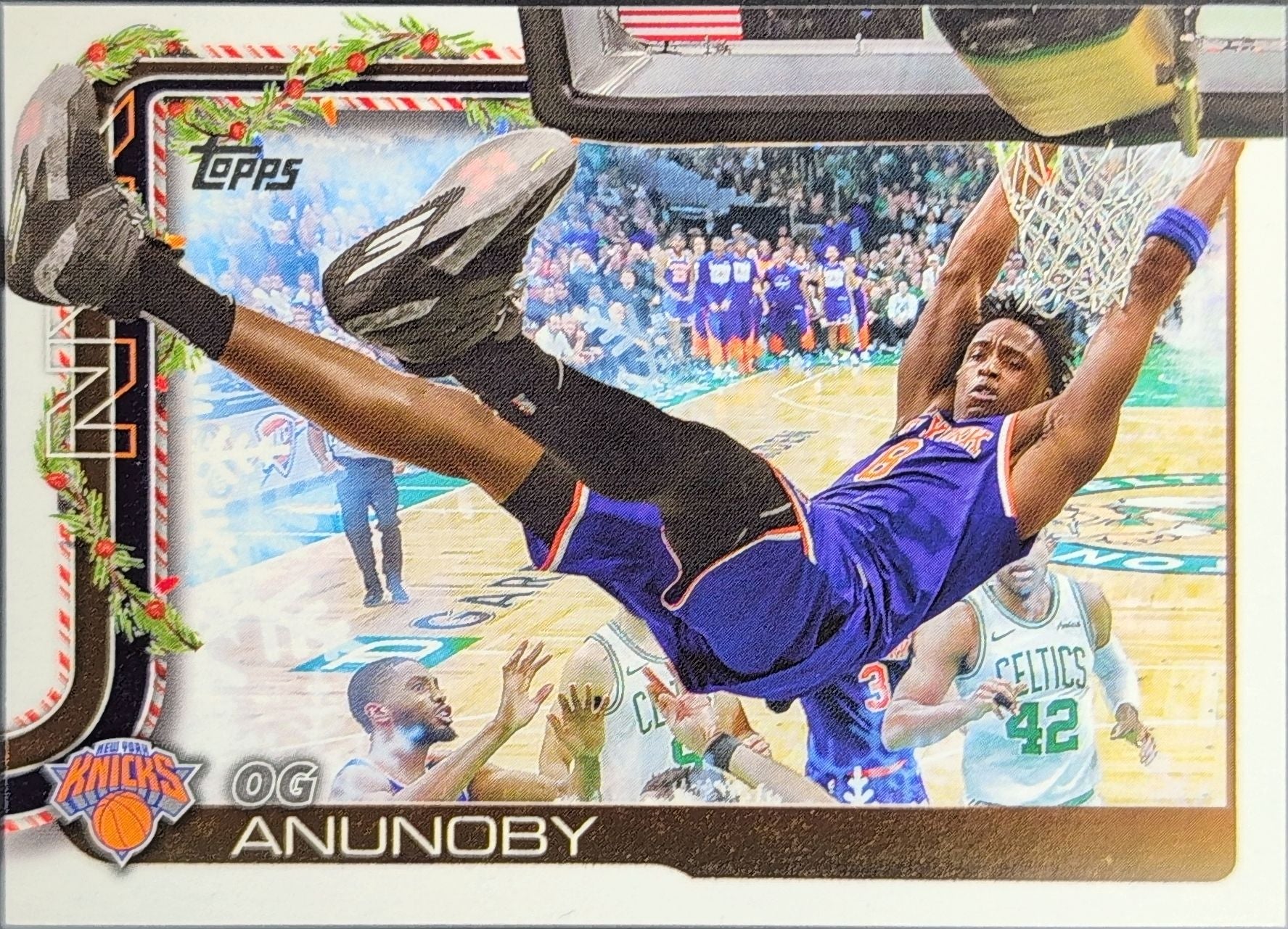 2025-26 Topps Holiday OG Anunoby #H13 New York Knicks front