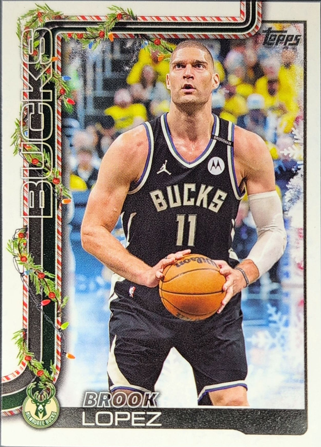 2025-26 Topps Holiday Brook Lopez #H47 Milwaukee Bucks front