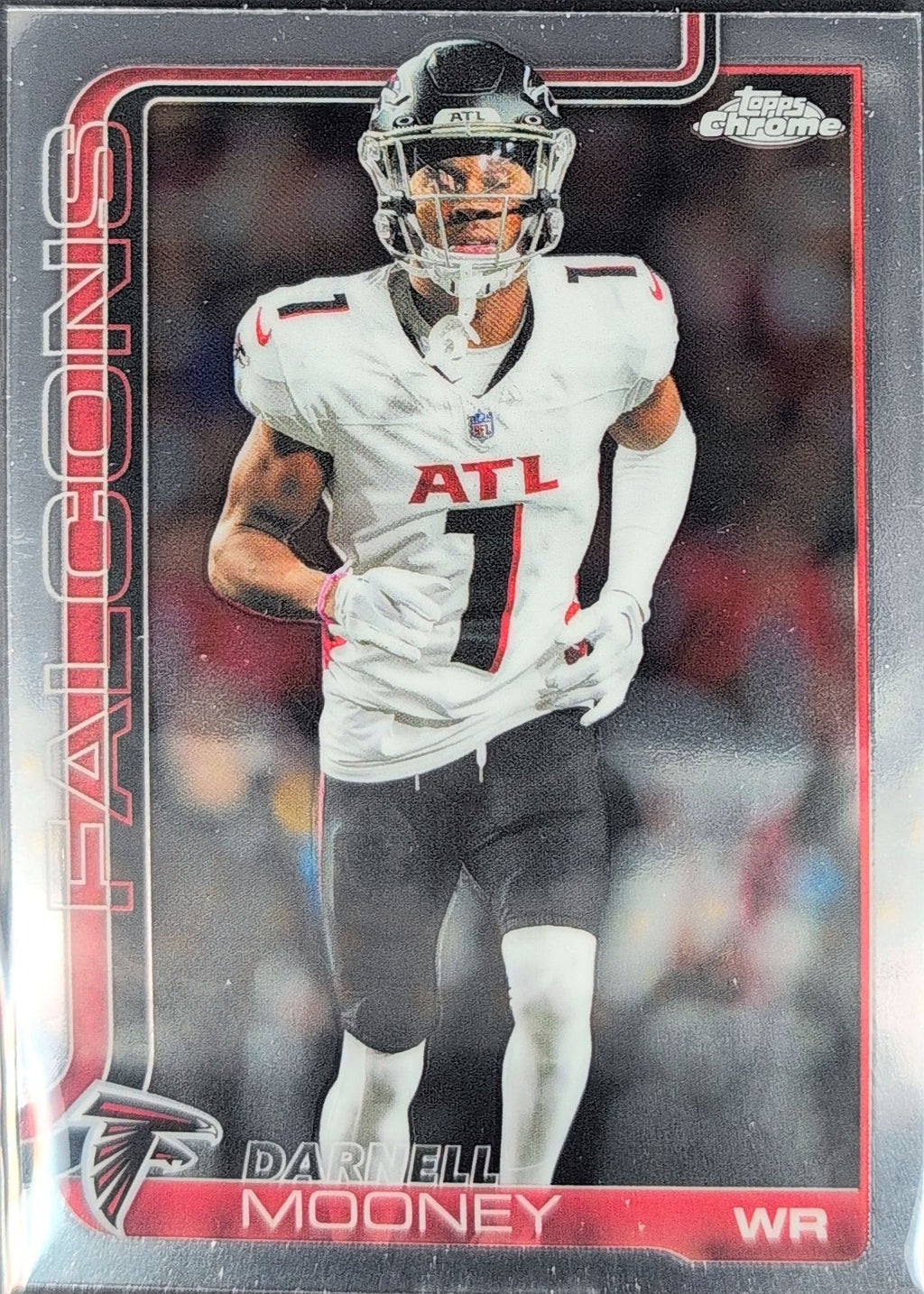 2025 Topps Chrome Darnell Mooney #11 Atlanta Falcons front