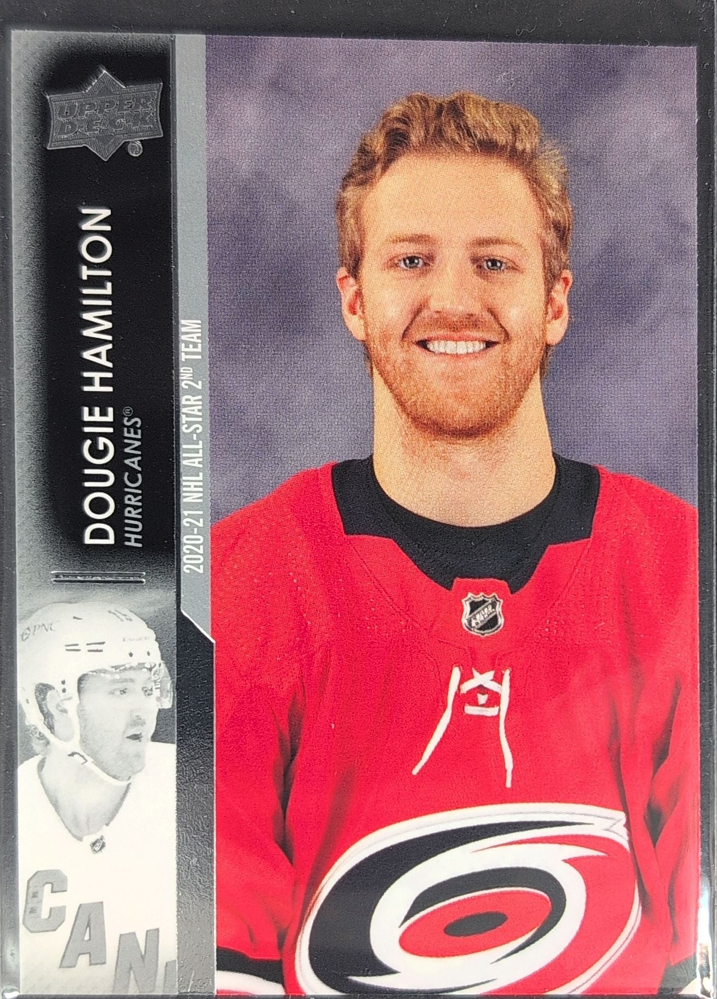 2021-22 Upper Deck Dougie Hamilton #676 Carolina Hurricanes front