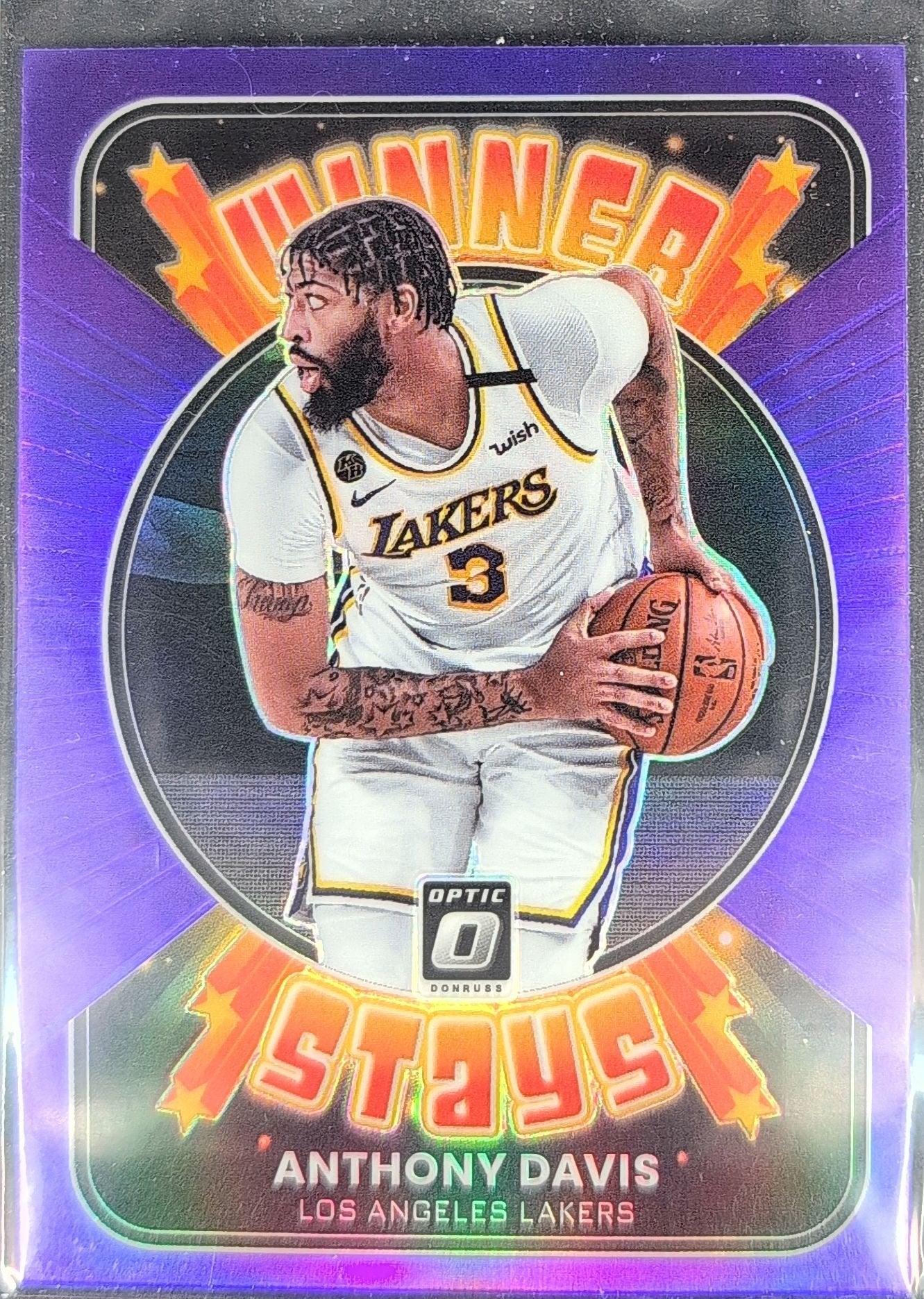 Anthony Davis 2021-22 Donruss Optic #7 Winner Stays Purple Los Angeles Lakers - front image