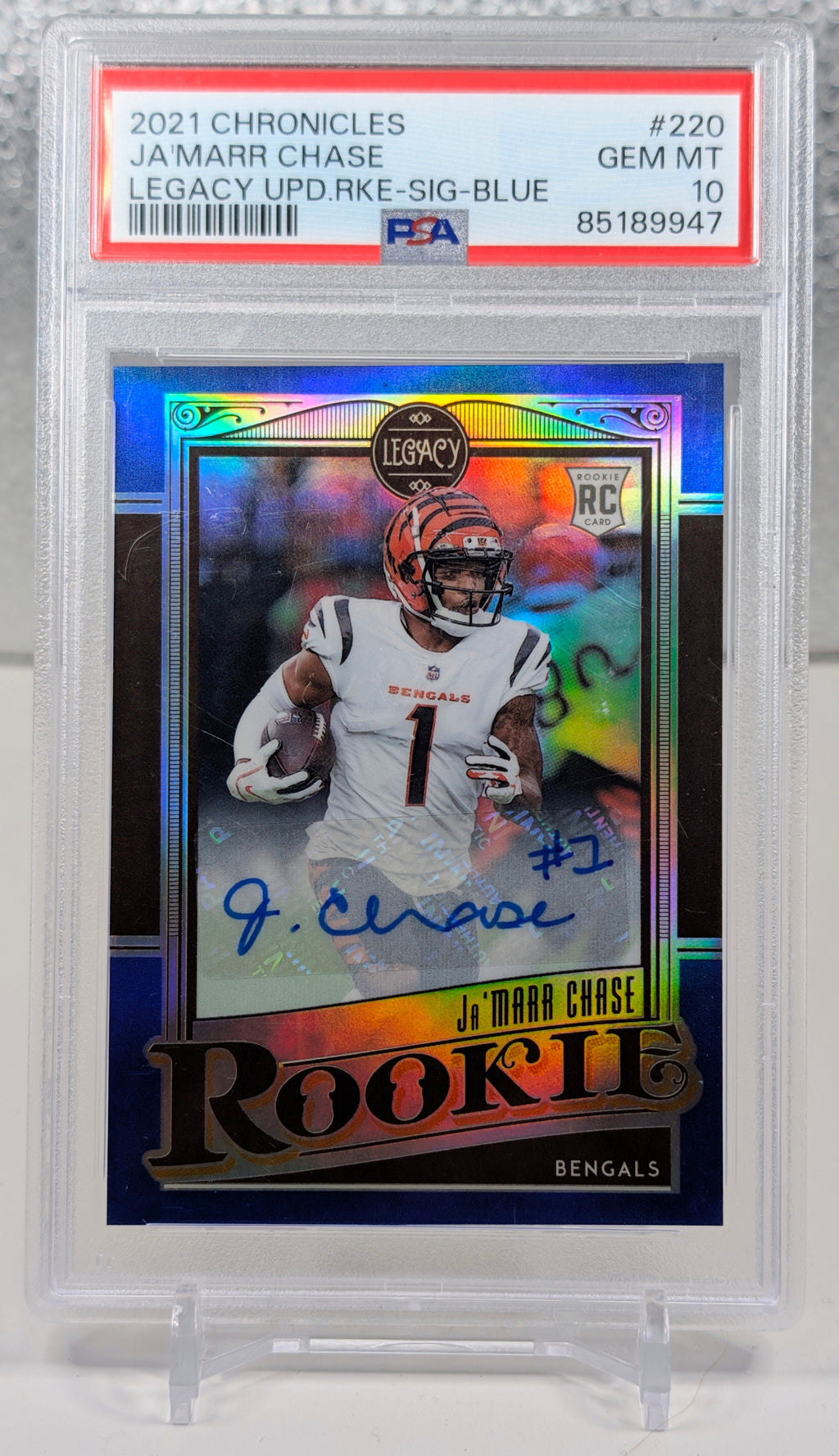 2021 Panini Chronicles Ja'Marr Chase #220 Legacy Update Rookies Signatures Blue SN,AU Cincinnati Bengals PSA 10